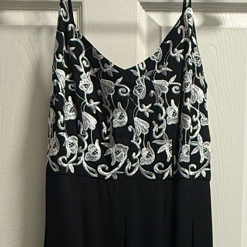 Spense -  Black & White Embroidered Maxi Dress – Size 8 - Picture 4 of 4